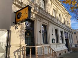 Shah Neshin (Persisches Restaurant)